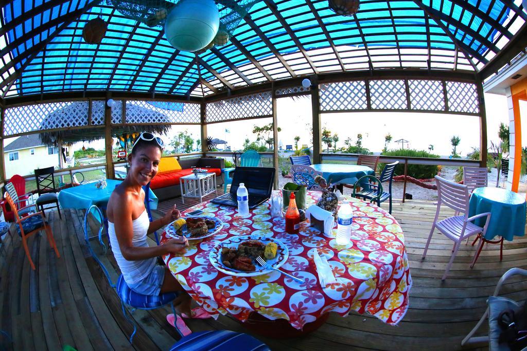 Rollezz Villas Beach Resort Old Bight Exterior foto